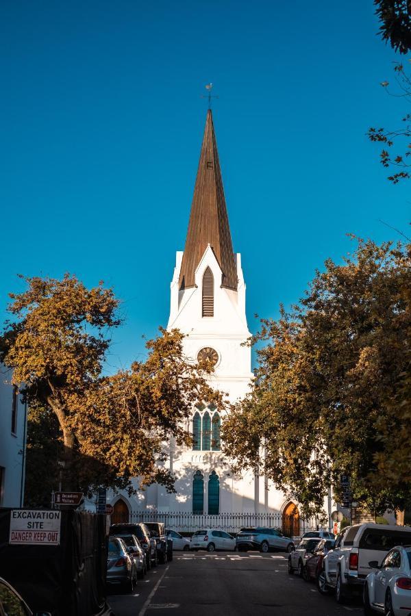 Luxury Suite Near Church Street Стелленбос Экстерьер фото